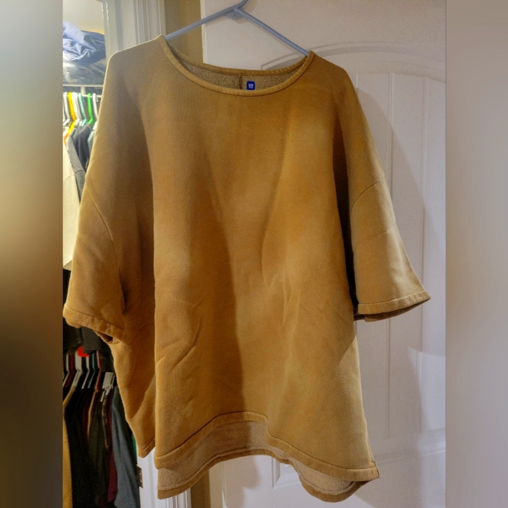 YZY Gap yoke shirt